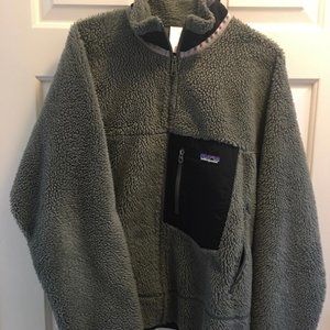 Retro X Patagonia in Gray/Black